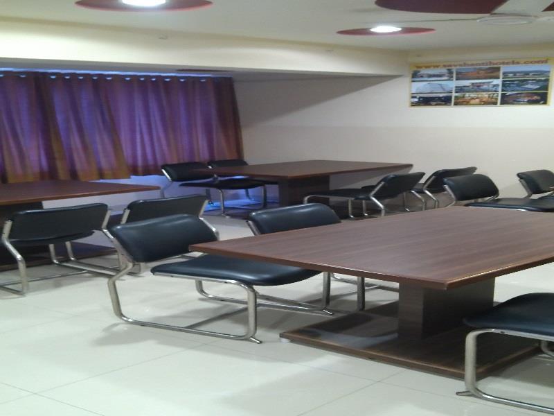 Hotel Savshanti Towers Vadodara Exterior foto